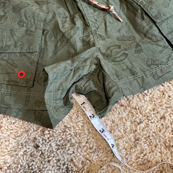 BNWOT Columbia rugged/camping graphic waterproof shorts women’s size XS - Picture 10 of 10